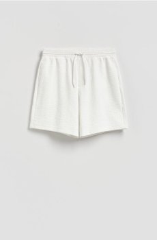 Reserved - Структуровані шорти регулярного крою - кремовий - 325EF-01X