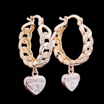 Золотые серьги с фианитами с04248 Золотые серьги с фианитами с04248