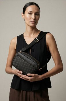 Сумка типу camera bag з монограмою - чорний