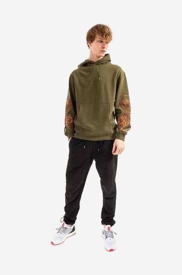 Хлопковая кофта Maharishi Bluza Maharishi 8031 OLIVE мужская цвет зелёный с капюшоном с аппликацией 8031.OLIVE-OLIVE Хлопковая кофта Maharishi Bluza Maharishi 8031 OLIVE мужская цвет зелёный с капюшоном с аппликацией 8031.OLIVE-OLIVE