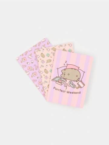 Зошити A5 3 упаковка Pusheen the Cat - рожевий Зошити A5 3 упаковка Pusheen the Cat - рожевий