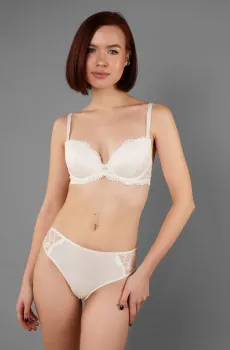 Женский белый бюстгальтер Белый 65C brabrabra SLZ25901076