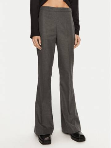 Gestuz Штани з тканини Paula 10909377 Сірий Flare Fit Gestuz Штани з тканини Paula 10909377 Сірий Flare Fit