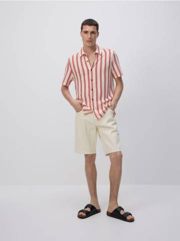 Reserved - Джинсові шорти прямого крою - кремовий - 8573H-01J