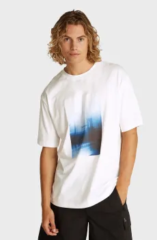 Мужская белая футболка HAZY CITY TEE Белый M Calvin Klein Jeans J30J327477