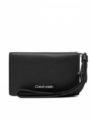 Calvin Klein Мале жіноче портмоне Gracie K60K611689 Чорний Calvin Klein Мале жіноче портмоне Gracie K60K611689 Чорний