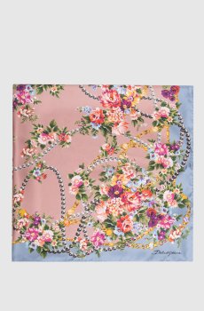 Розовый платок из шелка в принт