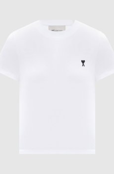 Белая футболка с вышивкой эмблемы
