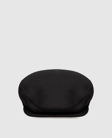 Черное кепи из шерсти Черное кепи из шерсти