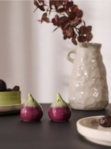 Сільничка і перечниця - різнобарвний