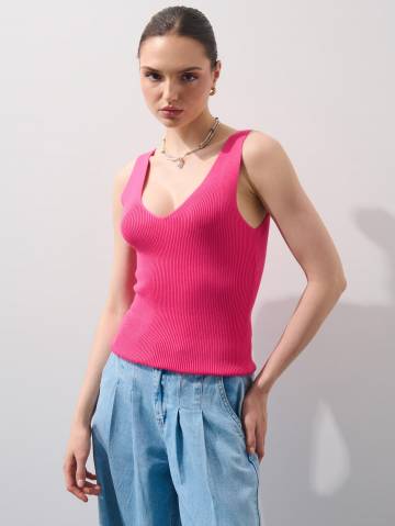 Mohito - Топ із трикотажу в рубчик - рожевий - S