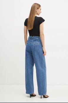 Джинсы Remain 0