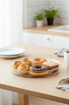 Сервірувальна таця із золотою облямівкою - clear