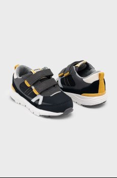 Детские кроссовки Mayoral