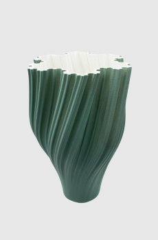 Зеленая фарфоровая ваза