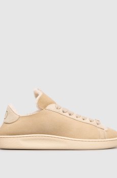 Бежевые замшевые кроссовки Royco на меху