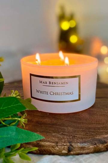 Ароматизированная свеча Max Benjamin White Christmas 480 g Ароматизированная свеча Max Benjamin White Christmas 480 g