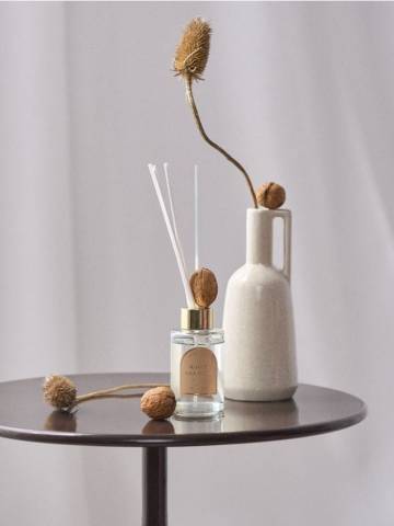 Аромадифузор Hazelnut - бежевий Аромадифузор Hazelnut - бежевий