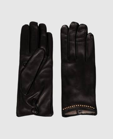 Черные кожаные перчатки с заклепками