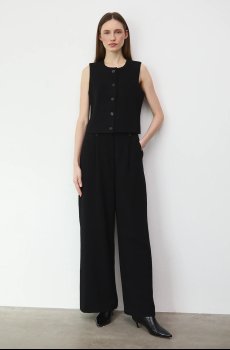 Безрукавка Medicine