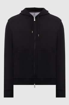 Черная спортивная куртка