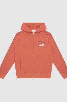 Детская оранжевая спортивная куртка с брендовым принтом