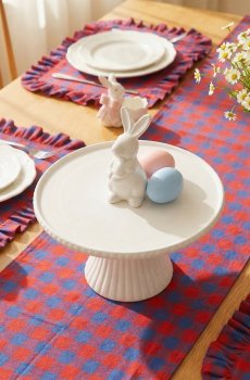 Підставка керамічна для паски/тістечок з фігуркою кролика 22 см
