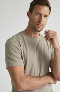 Бавовняна футболка basic - бежевий