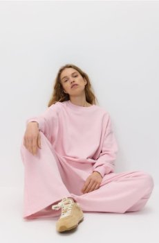 Reserved - Широкі спортивні штани - пастельний рожевий - 002HT-03X