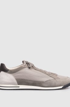 Серые кроссовки из кожи оленя