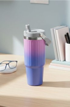 Термокружка з ручкою та соломинкою з ефектом омбре - різнобарвний
