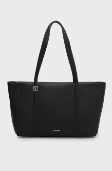 Женская черная сумка EMBLEM Черный ONESIZE Calvin Klein LV04F3424G