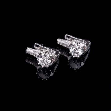 Золотые серьги с фианитами с04104 Золотые серьги с фианитами с04104