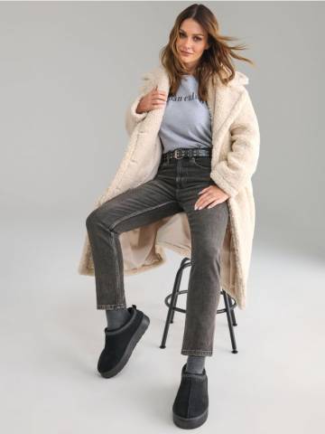 Джинси слім фасону mom fit - dark grey jeans Джинси слім фасону mom fit - dark grey jeans