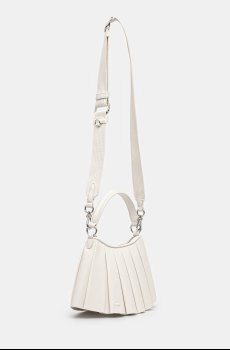 Кожаная сумочка Lacoste