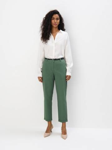 Mohito - Штани chino з поясом - зелений - 32 Mohito - Штани chino з поясом - зелений - 32