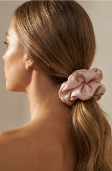 Гумка для волосся scrunchie - нюдовий