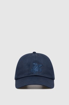 Синяя кепка с вышивкой