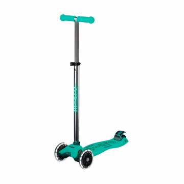 Детский самокат Micro Maxi Deluxe Glow LED трехколесный, желейный зеленый, от 5 лет (MMD365) Детский самокат Micro Maxi Deluxe Glow LED трехколесный, желейный зеленый, от 5 лет (MMD365)