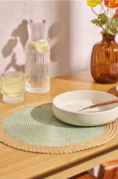 Плетена підставка на стіл - світло-зелений