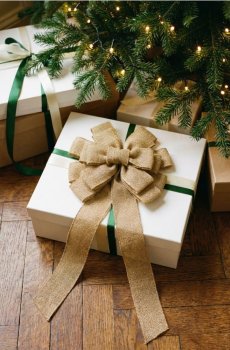 Різдвяна декорація у формі банта - бежевий