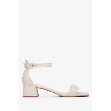 Босоніжки Ankle strap шкіряні пудрові Estro ER00115224 Босоніжки Ankle strap шкіряні пудрові Estro ER00115224