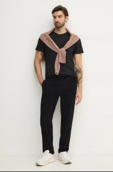 Хлопковая футболка Guess