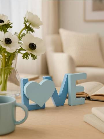 Стояча прикраса LOVE - light blue Стояча прикраса LOVE - light blue