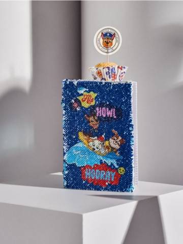 Блокнот з аплікацією з обкладинкою з паєтками PAW Patrol - синій Блокнот з аплікацією з обкладинкою з паєтками PAW Patrol - синій