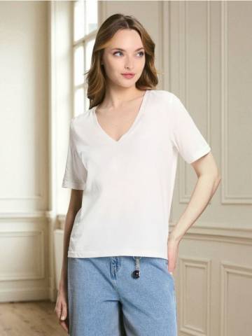 Бавовняна футболка з V-подібним вирізом - кремовий Бавовняна футболка з V-подібним вирізом - кремовий