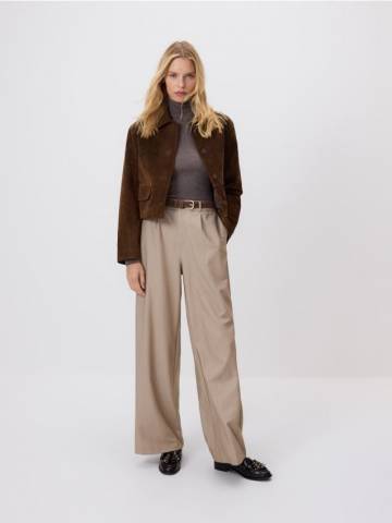 Reserved - Штани вільного крою з ременем - бежевий - 855GS-08M