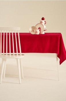 Скатертина з мотивом сніжинок - червоний