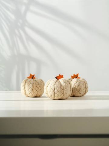 Стояча прикраса 3 шт - кремовий