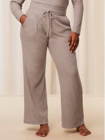 Triumph Піжамні штани Thermal MyWear Wide Leg Trousers 10216564 Бежевий Regular Fit Triumph Піжамні штани Thermal MyWear Wide Leg Trousers 10216564 Бежевий Regular Fit